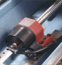 A ball screw cooling system keeps the temperature constant thus also keeps the thermal stability and superior accuracy.
